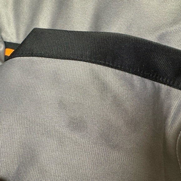 Boy's Air Jordan Gray/Black/Orange Zip Up Jacket. Lightweight.  Size 5-6 years - Picture 5 of 6